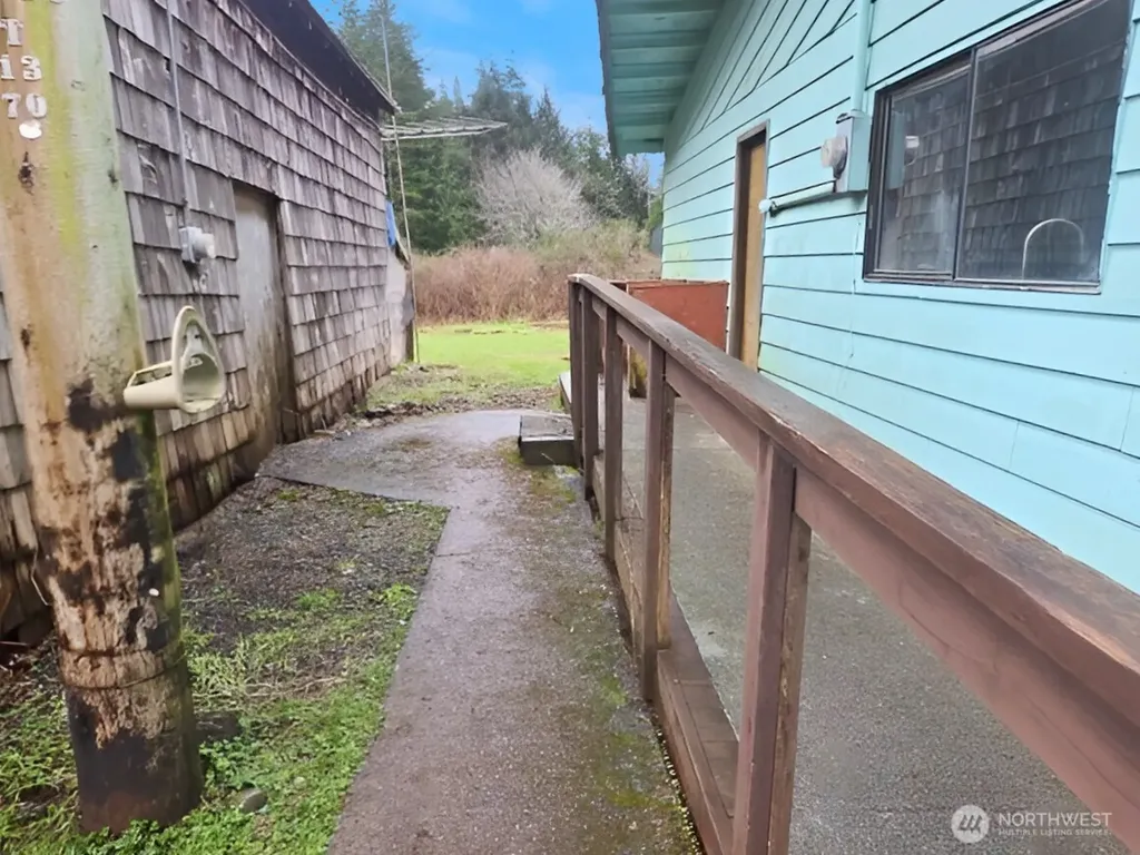 4 Kirkpatrick Road Hoquiam WA 98550