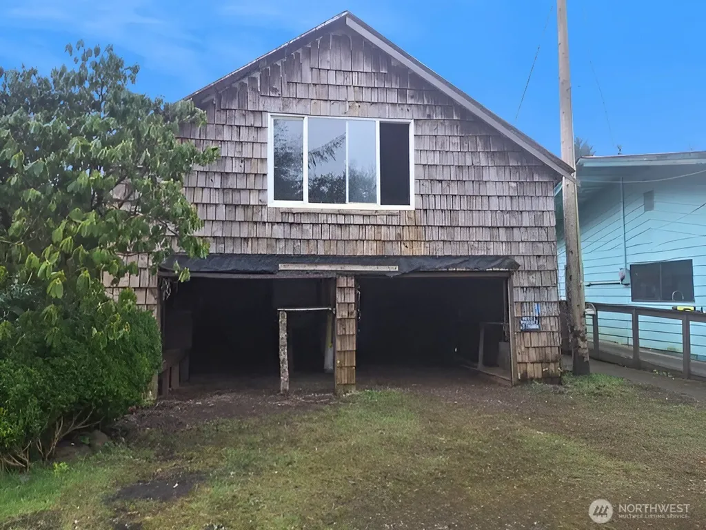 4 Kirkpatrick Road Hoquiam WA 98550