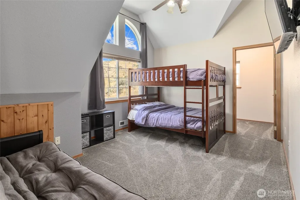 23001 Sr 821 (S. Canyon Road) Ellensburg WA 98926