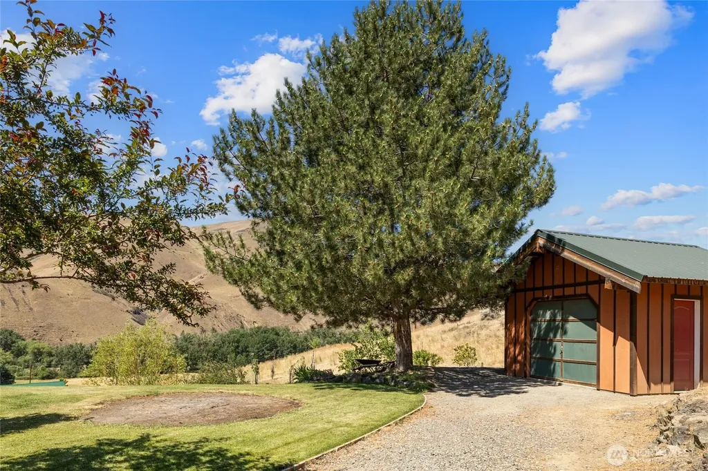 23001 Sr 821 (S. Canyon Road) Ellensburg WA 98926