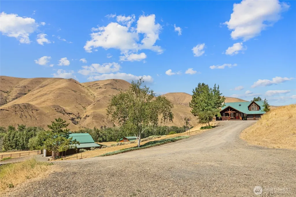23001 Sr 821 (S. Canyon Road) Ellensburg WA 98926
