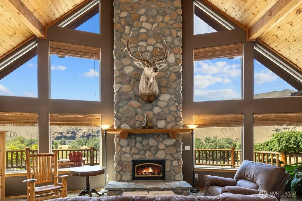 23001 Sr 821 (S. Canyon Road) Ellensburg WA 98926