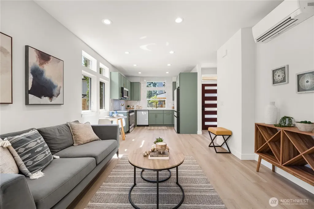 513 NE 123rd Street Seattle WA 98125
