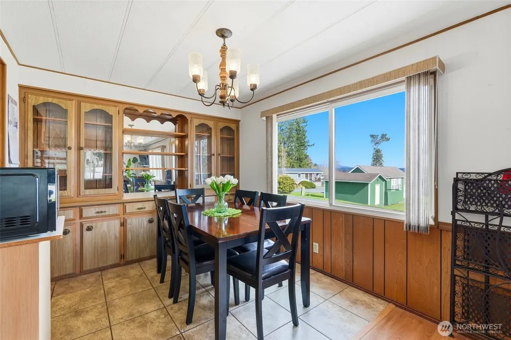 4425 Meridian Avenue N Tulalip WA 98271