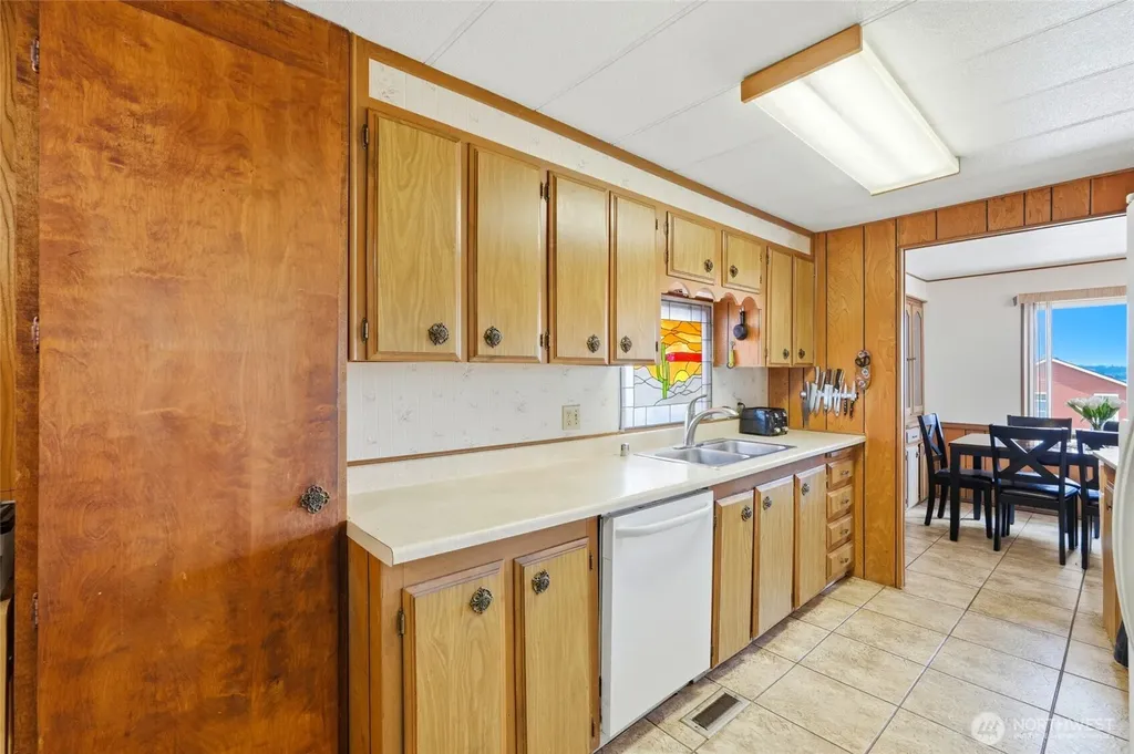4425 Meridian Avenue N Tulalip WA 98271