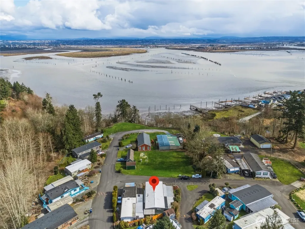 4425 Meridian Avenue N Tulalip WA 98271