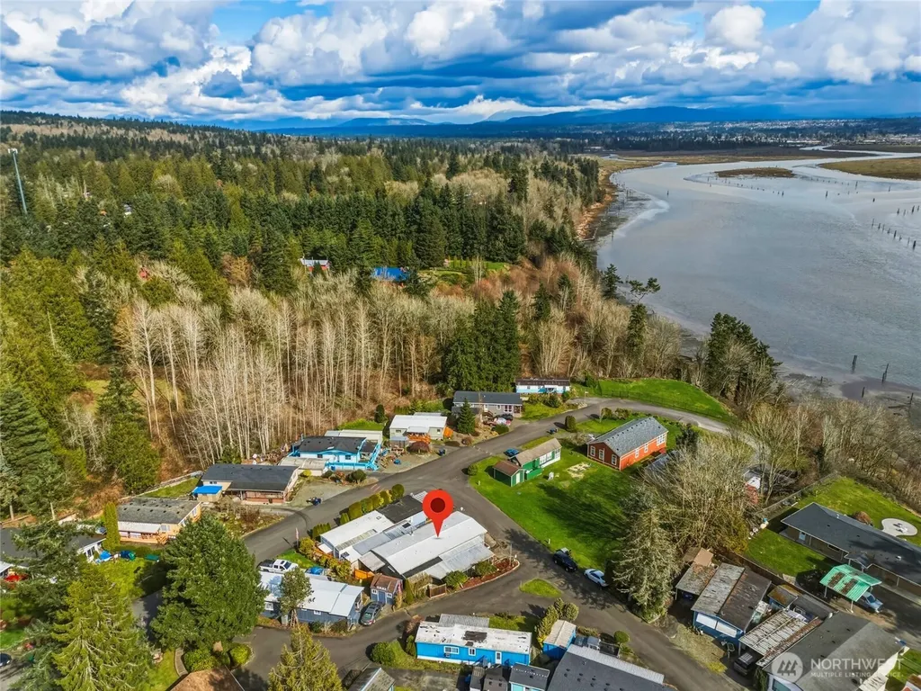 4425 Meridian Avenue N Tulalip WA 98271
