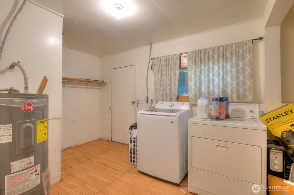 102 Elma Street Copalis Beach WA 98535
