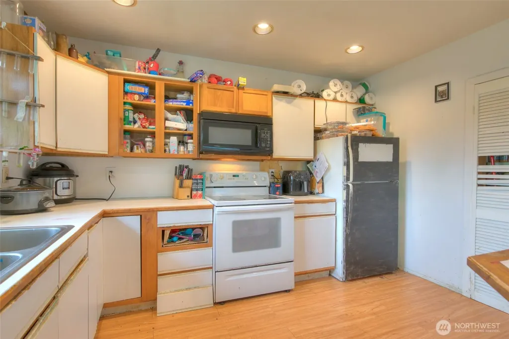 102 Elma Street Copalis Beach WA 98535