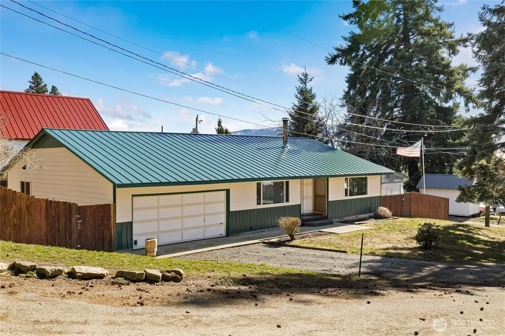 115 W Sixth Street Cle Elum WA 98922