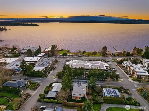 5808 Lakeview Drive Kirkland WA 98033