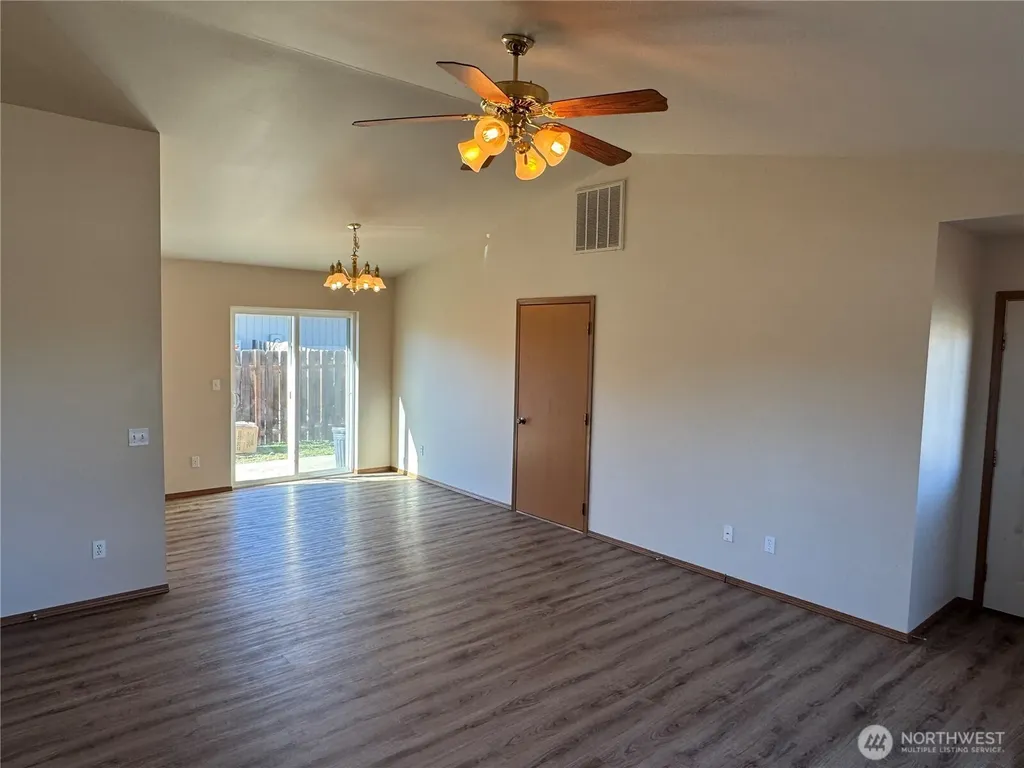 608 E Remington Drive Ellensburg WA 98926