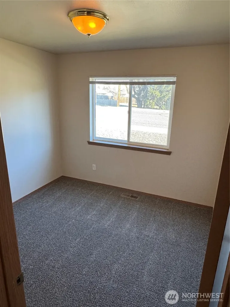 608 E Remington Drive Ellensburg WA 98926
