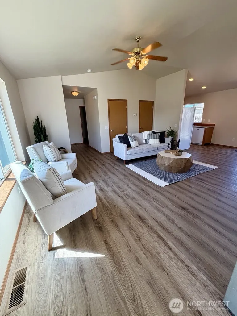 608 E Remington Drive Ellensburg WA 98926