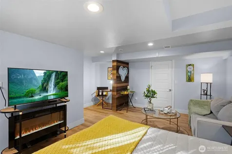 12046 12th Avenue NE Seattle WA 98125