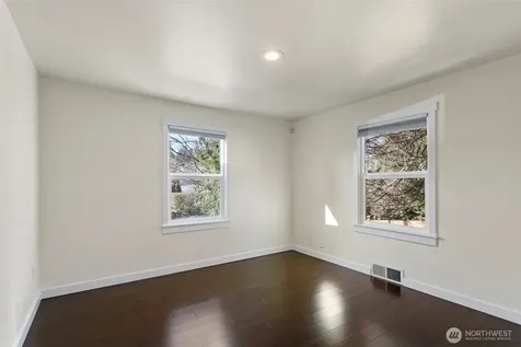 12046 12th Avenue NE Seattle WA 98125