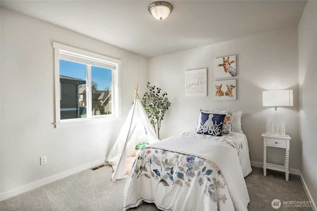 5319 Coastal Loop Blaine WA 98230