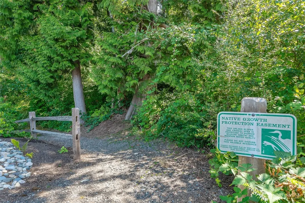 5319 Coastal Loop Blaine WA 98230
