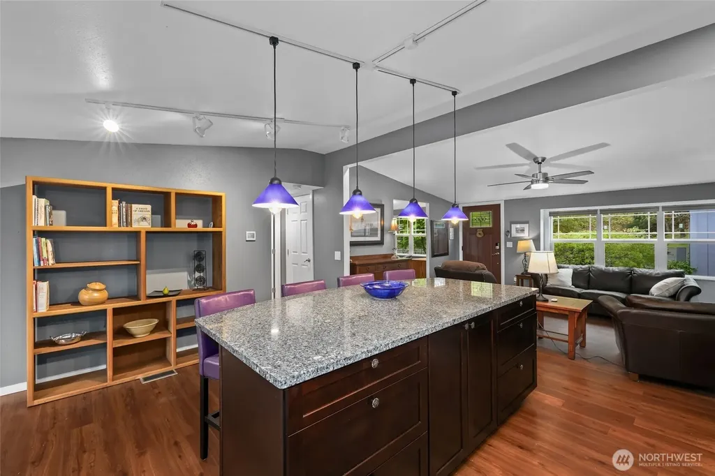 716 Dennis Street SE Tumwater WA 98501