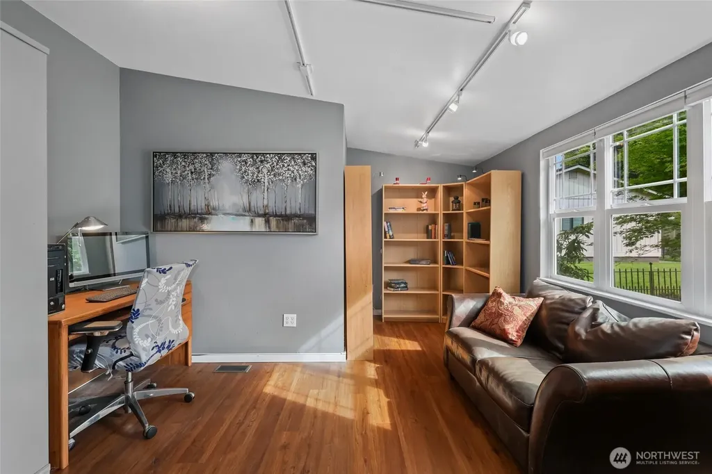 716 Dennis Street SE Tumwater WA 98501