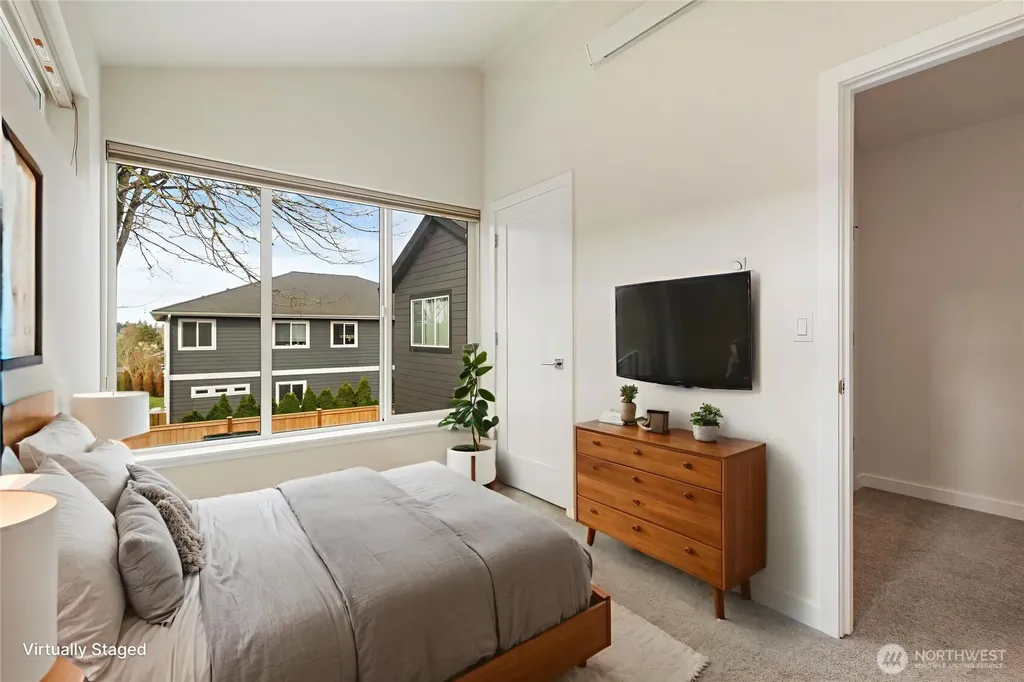 115 N 105th Street Seattle WA 98133