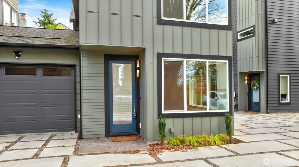 115 N 105th Street Seattle WA 98133