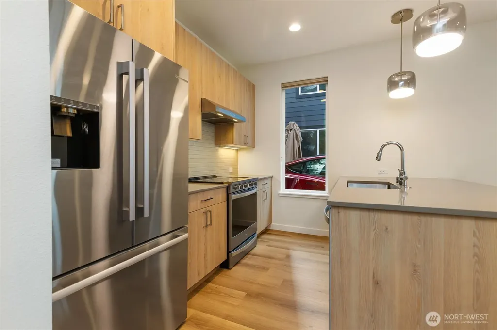 115 N 105th Street Seattle WA 98133
