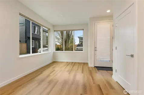 115 N 105th Street Seattle WA 98133