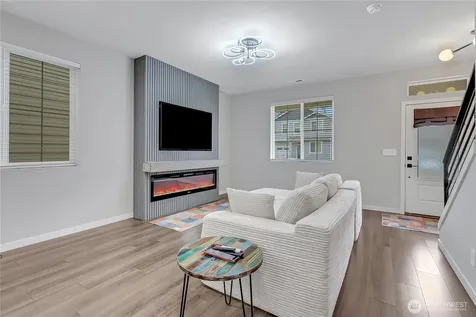 5212 E M Street Tacoma WA 98404