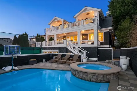 433 11th Avenue W Kirkland WA 98033