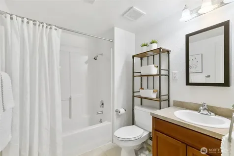 6325 42nd Avenue SW Seattle WA 98136