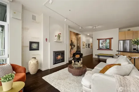 303 E Pike Street Seattle WA 98122