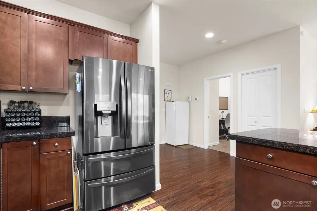 7913 152nd Street Ct E Puyallup WA 98375