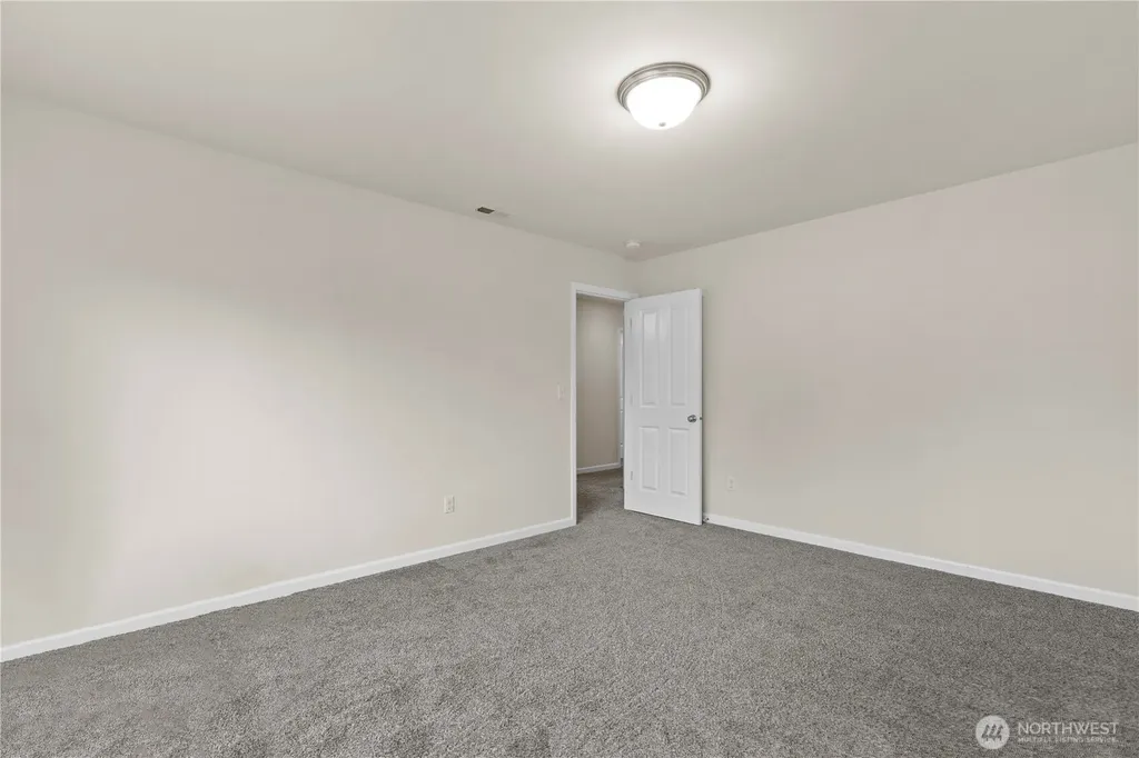 7913 152nd Street Ct E Puyallup WA 98375