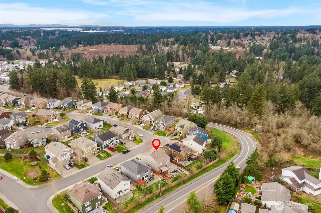 7913 152nd Street Ct E Puyallup WA 98375
