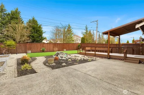 7913 152nd Street Ct E Puyallup WA 98375