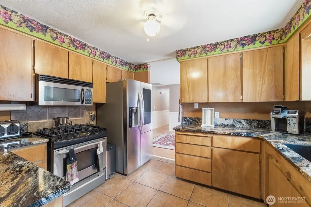 1711 W 15th Avenue Kennewick WA 99337