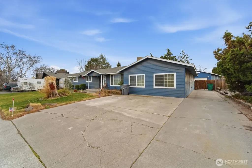 1711 W 15th Avenue Kennewick WA 99337