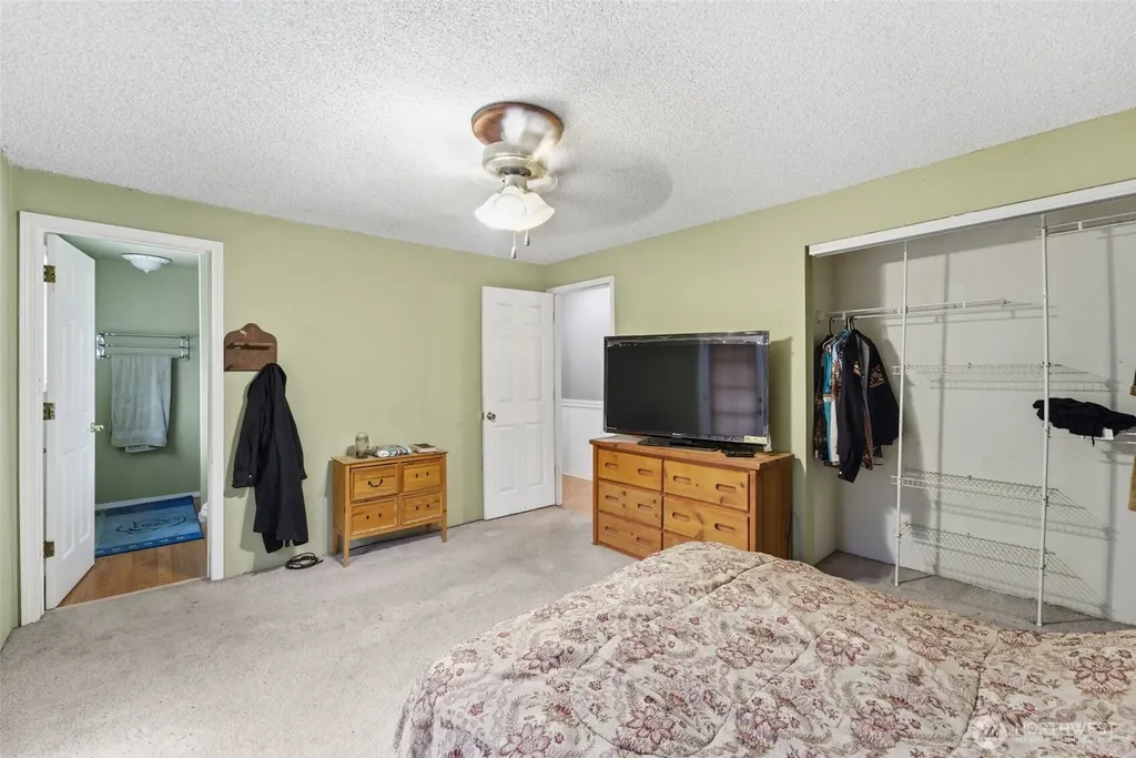 1711 W 15th Avenue Kennewick WA 99337
