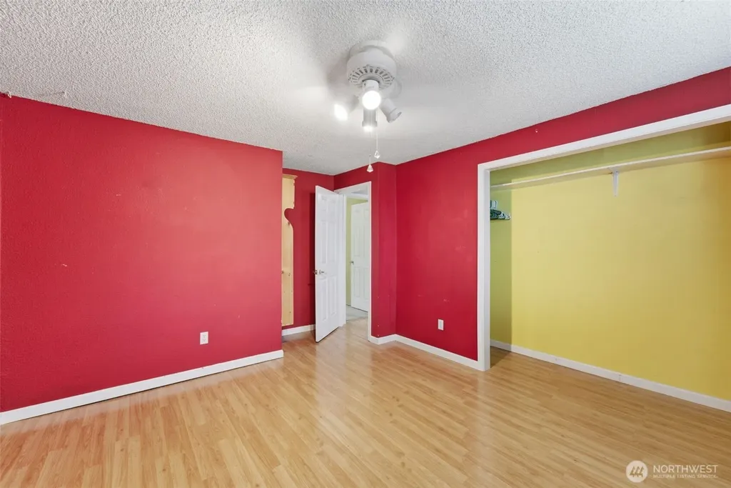 1711 W 15th Avenue Kennewick WA 99337