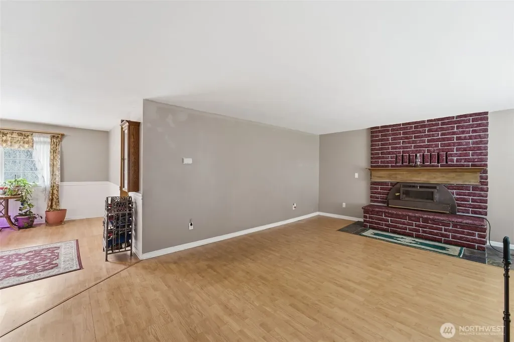 1711 W 15th Avenue Kennewick WA 99337