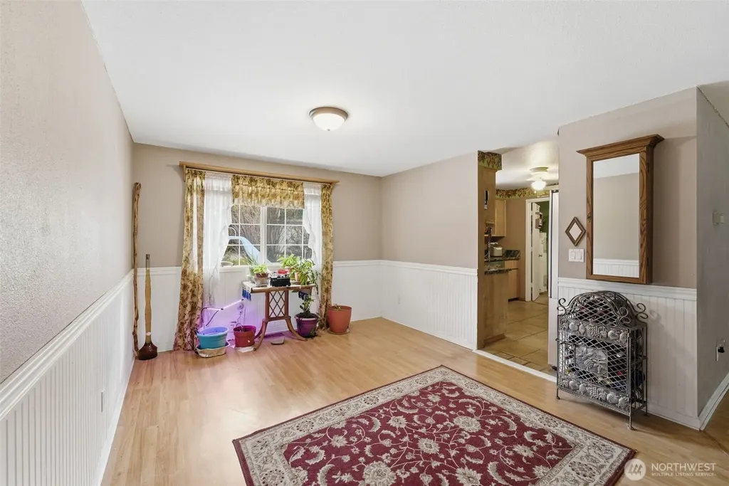 1711 W 15th Avenue Kennewick WA 99337