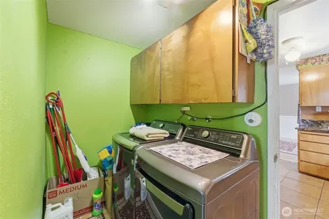1711 W 15th Avenue Kennewick WA 99337