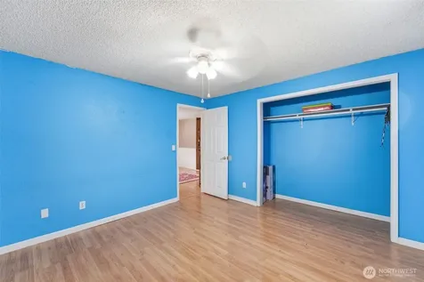 1711 W 15th Avenue Kennewick WA 99337