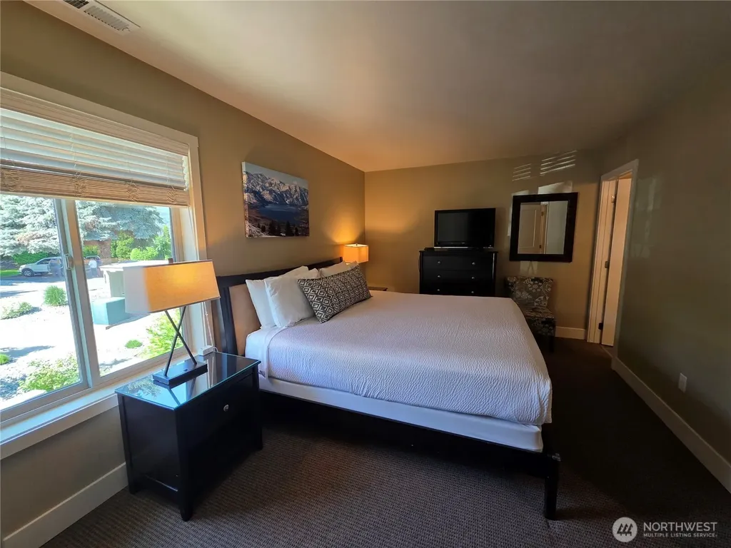1 Beach 585-f Manson WA 98831