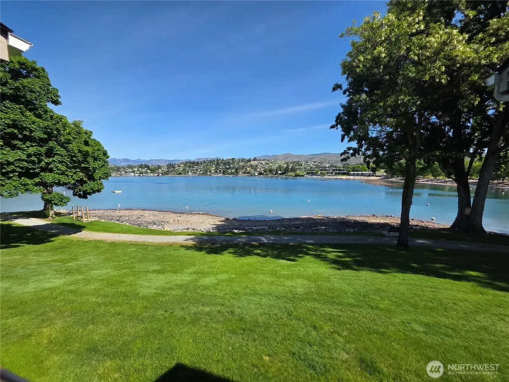 1 Beach 585-f Manson WA 98831