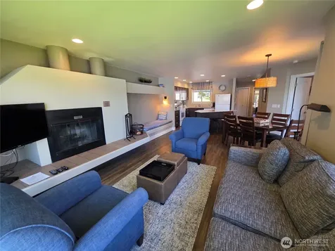 1 Beach 585-f Manson WA 98831