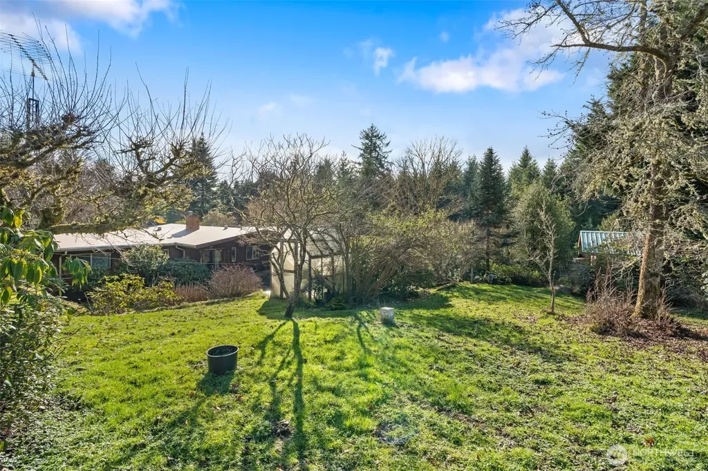 1515 Seminary Hill Centralia WA 98531