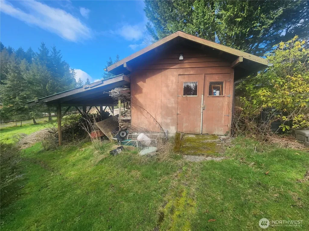 1515 Seminary Hill Centralia WA 98531