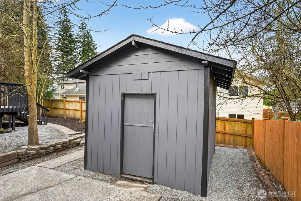11819 Shore View Drive SW Olympia WA 98512